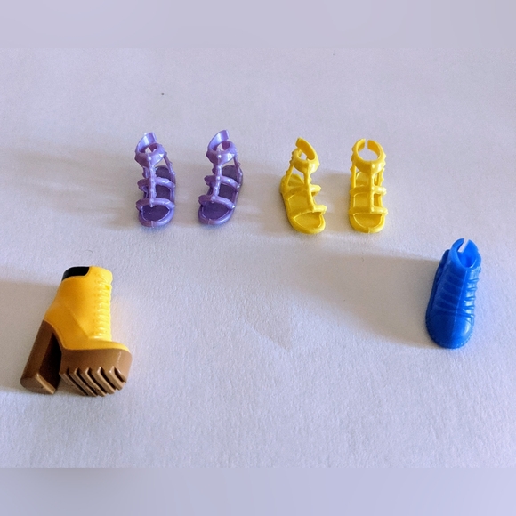 Barbie Shoes Lot - Picture 4 of 13